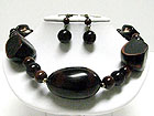 FORMICA BULKY STONE AND GLASS STONE LINK NECKLACE SET