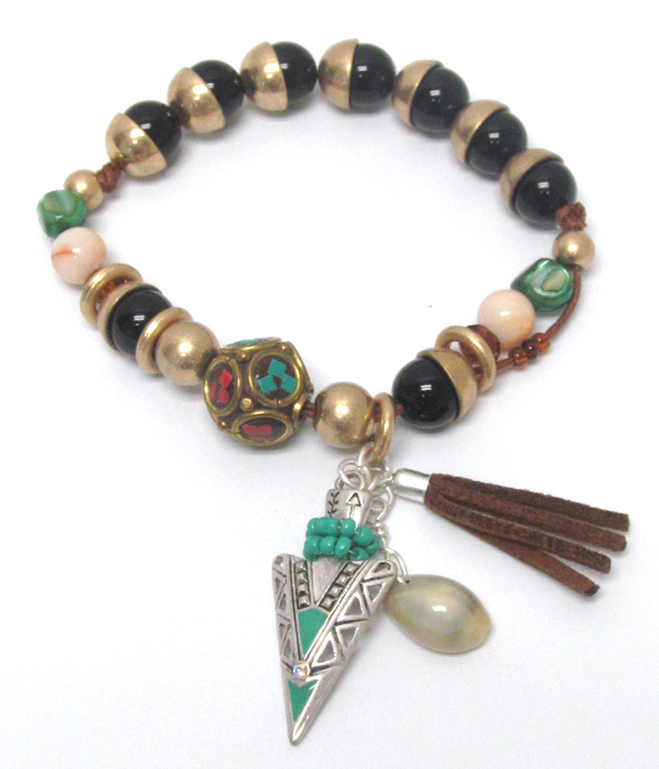CHEVRON CHARM AND SUEDE TASEEL MIXED BEAD STRETCH BRACELET 