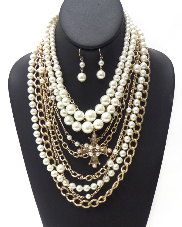 PEARL AND BOLD CHAIN LAYER NECKLACE SET