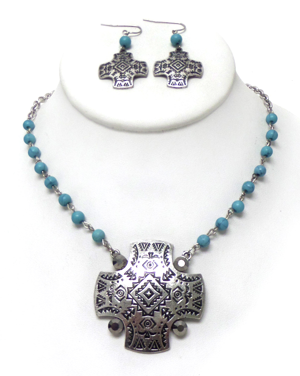 TURQUOISE STONE WITH METAL CROSS NECKLACE SET 