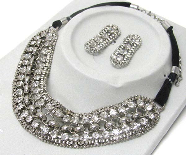 MULTI CRYSTAL AND CHAIN LINK SUEDE CORD NECKLACE EARRING SET