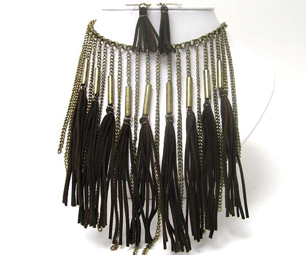 METAL CHAIN AND SUEDE DANGLE NECKLACE EARRING SET