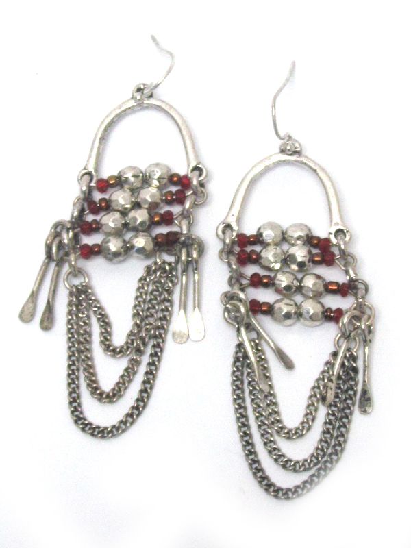 BEADS AND HANGING CHAIN DROP EARRING