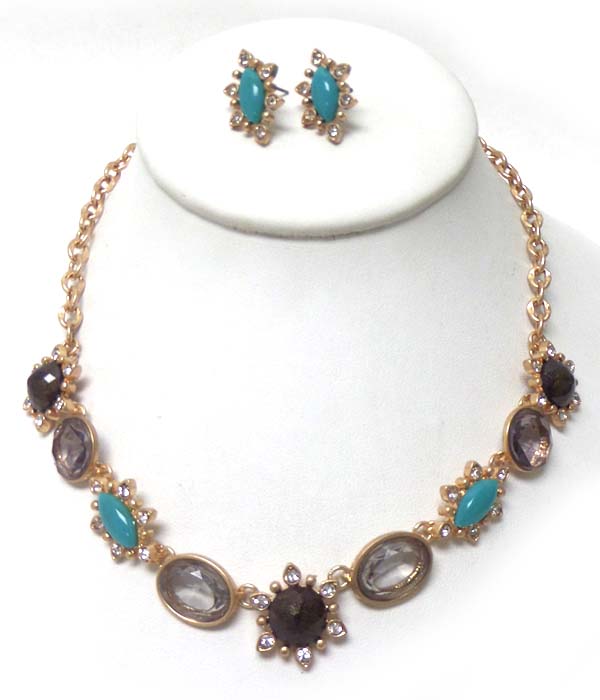 WORN GOLD CRYSTAL AND STONE LINKED NECKLACE SET