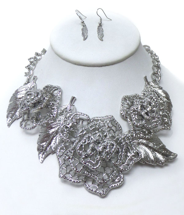 BOLD LARGE ROSE WITH CRYSTALS NECKLACE SET