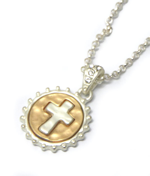 CROSS WITH TEXTURE METAL BORDER NECKLACE