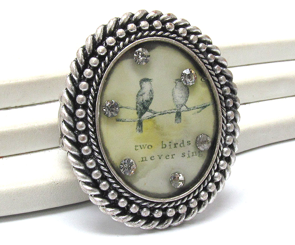 CRYSTAL TEXTURED DECO OVAL STRETCH RING - TWO BIRD PIC