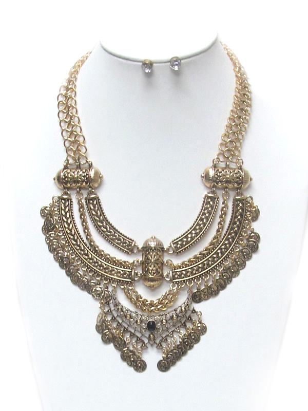 TEXTURED METAL BAROQUE STYLE NECKLACE SET