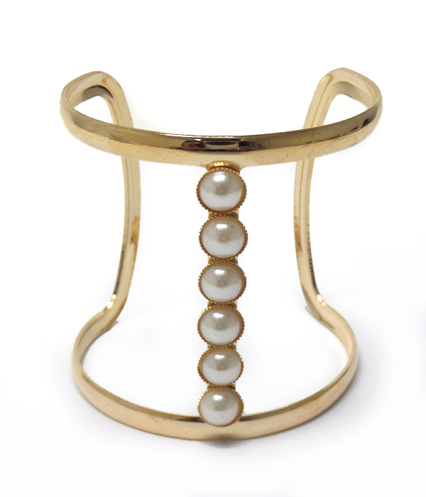 THIN METAL WITH ROW OF  PEARLS BANGLE BRACELET