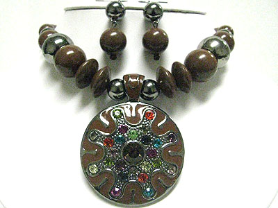MULTI COLOR CRYSTAL DECO ROUND EAMELED METAL PENDANT AND BEADS NECKLACE SET