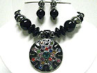 MULTI COLOR CRYSTAL DECO ROUND EAMELED METAL PENDANT AND BEADS NECKLACE SET