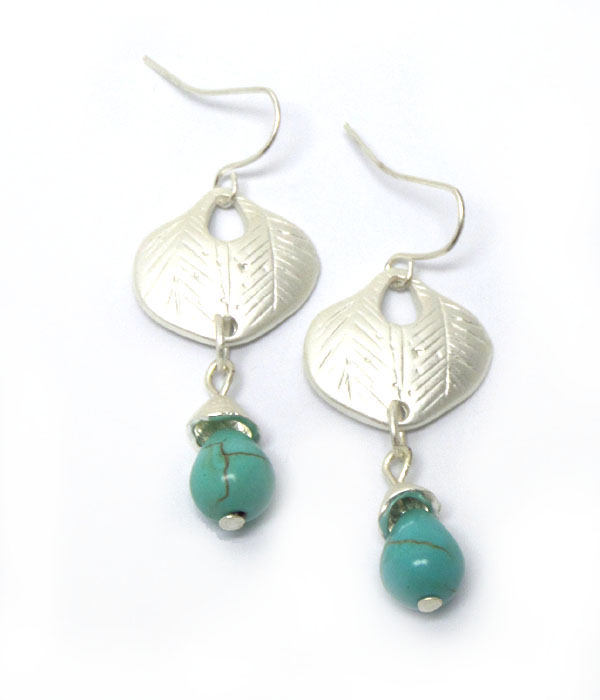 METAL LEAF WITH TURQUOISE STONE EARRINGS