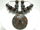 MULTI COLOR CRYSTAL DECO ROUND EAMELED METAL PENDANT AND BEADS NECKLACE SET