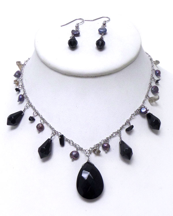 STONES WITH BEADS NECKLACE SET 