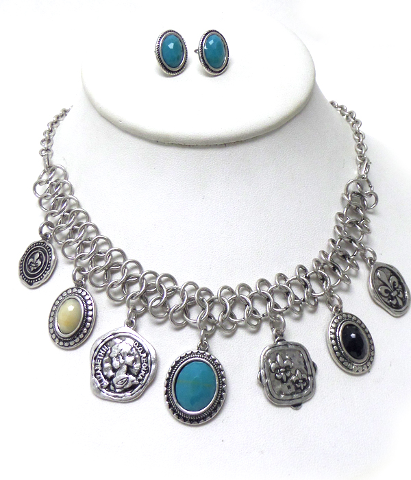 TEXTURED METAL DISKS WITH STONE NECKLACE SET