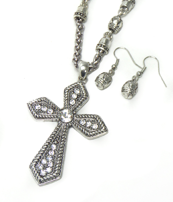 CROSS WITH CRYSTALS NECKLACE SET
