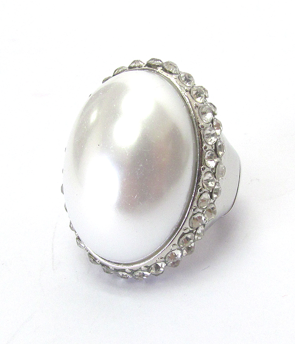 PEARL AND CRYSTAL STRETCH COCKTAIL RING
