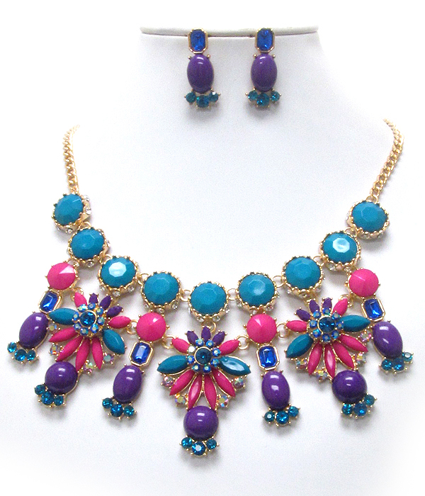 MULTI CRYSTAL AND FACET STONE MIX FLOWER LINK SHOUROUK STYLE NECKLACE EARRING SET