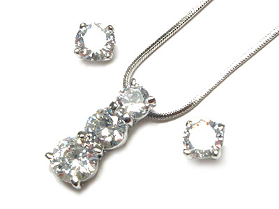 CUBIC ZIRCONIA LINEAR DROP NECKLACE AND EARRING SET