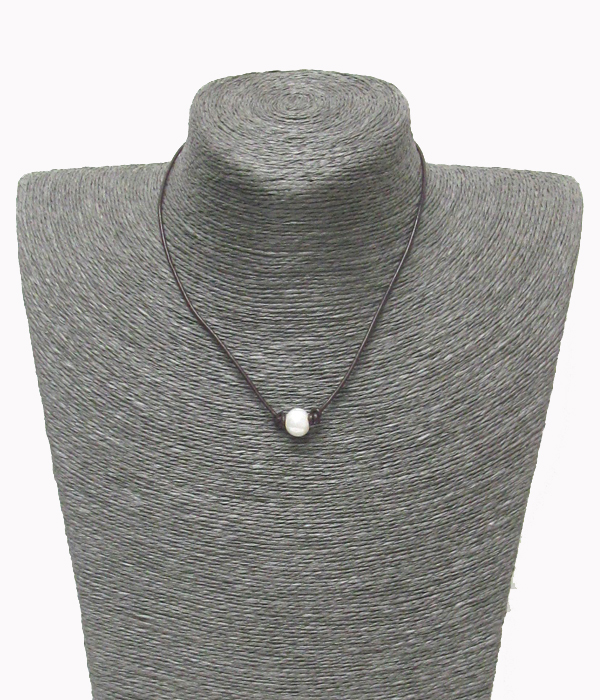 FRESH WATER PEARL CORD NECKLACE