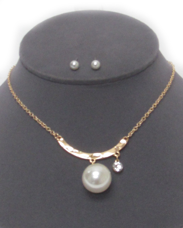 PEARL CRYSTAL DANGLE NECKLACE SET