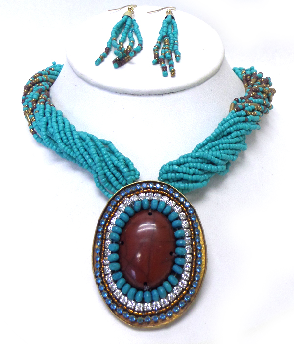TRIBAL LOOK TWISTED MULTI BEAD WITH OVAL PENDANT NECKLACE SET
