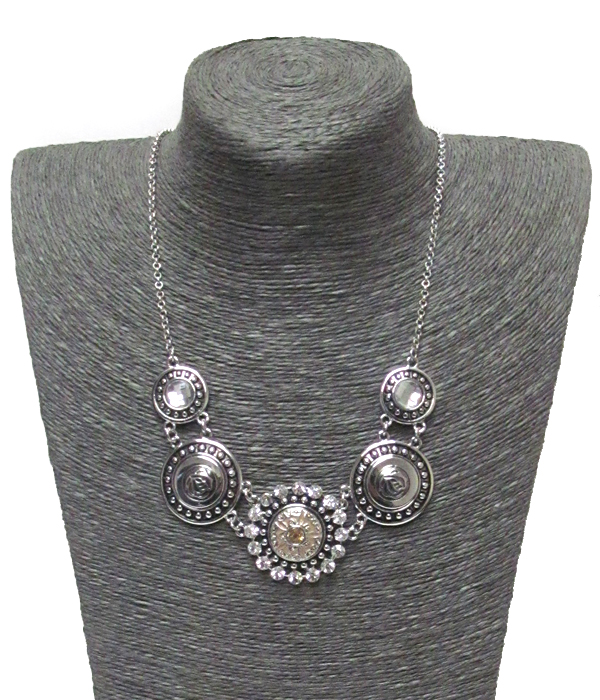 INTERCHANGEABLE BUTTON CRYSTAL DISK LINK NECKLACE