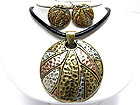 TRI TONE METAL ROUND MEDALLION NECKLACE SET