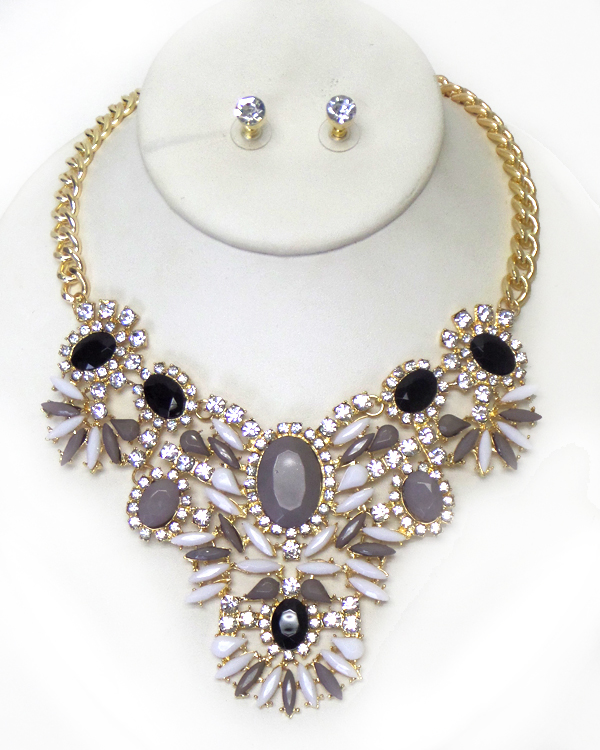 MULTI CRYSTAL AND GLASS STONE MIX STATEMENT NECKLACE SET