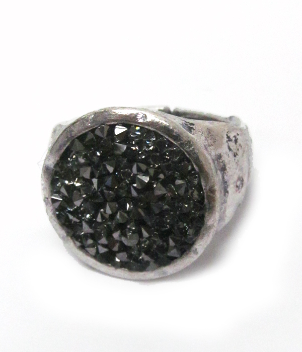 DRUZY WITH METAL BORDERS STRETCH RING