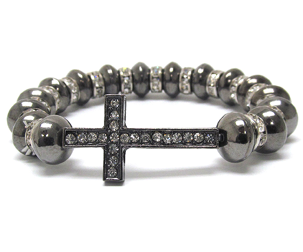 CRYSTAL METAL CROSS WITH MULTI RONDELLE CRYSTAL AND SCRATCH METAL BALLS ON STRETCH BARCELET
