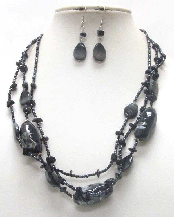 MULTI STRAND CERAMIC STONE AND MIXED BEADS NECKLACE EARRING SET