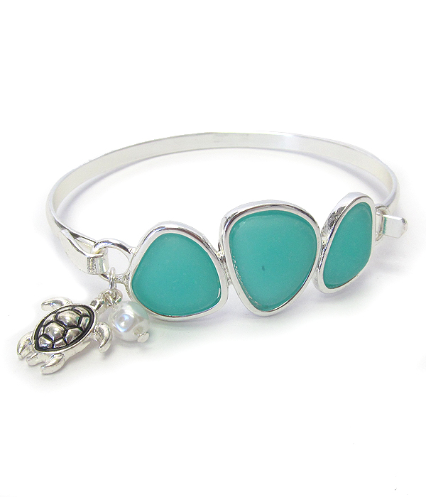 Sea glass bangle bracelet - turtle