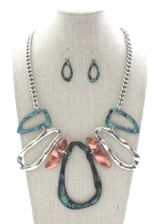 Large hammered oval ring link necklace set