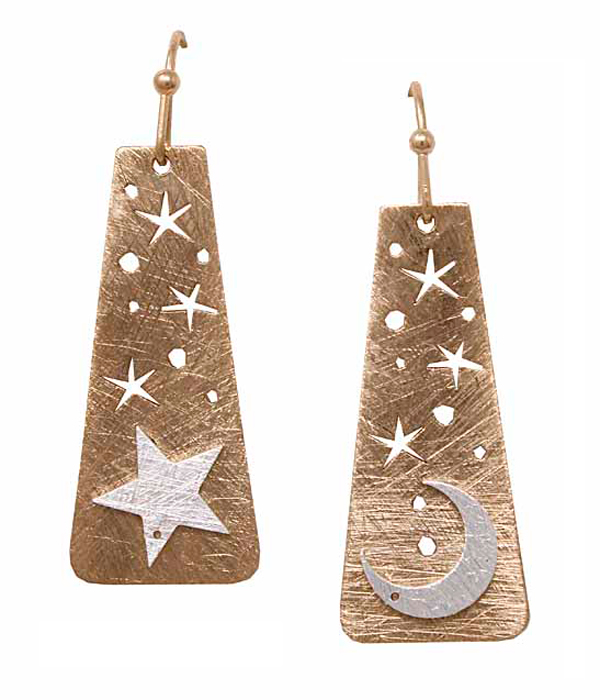 Scratch metal moon and star earring - brass metal