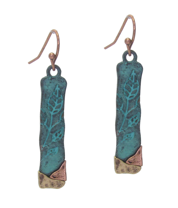 Leaf metal bar earring