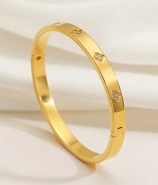 Stainless steel bangle bracelet