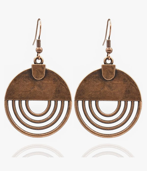 Retro style metal dandelion hoop earring