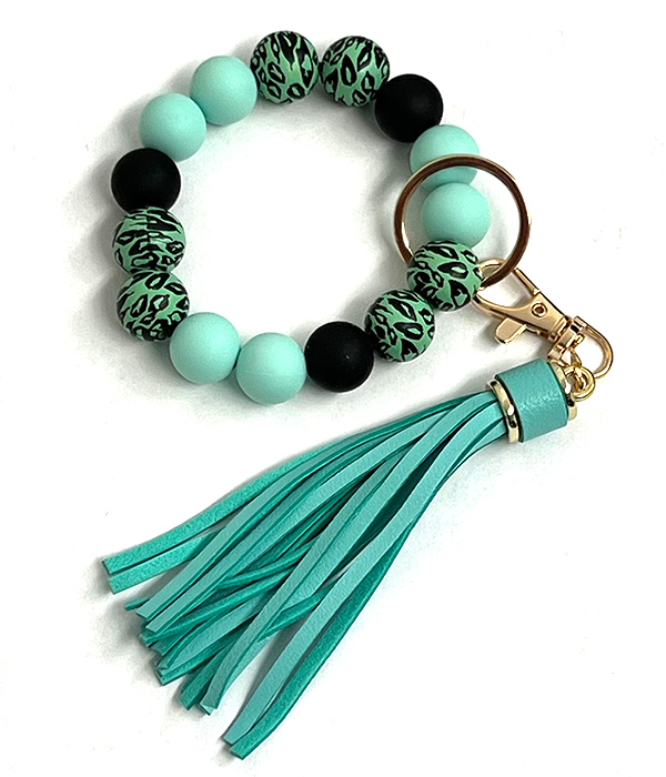 Wood and rubber bead mix wristband keychain