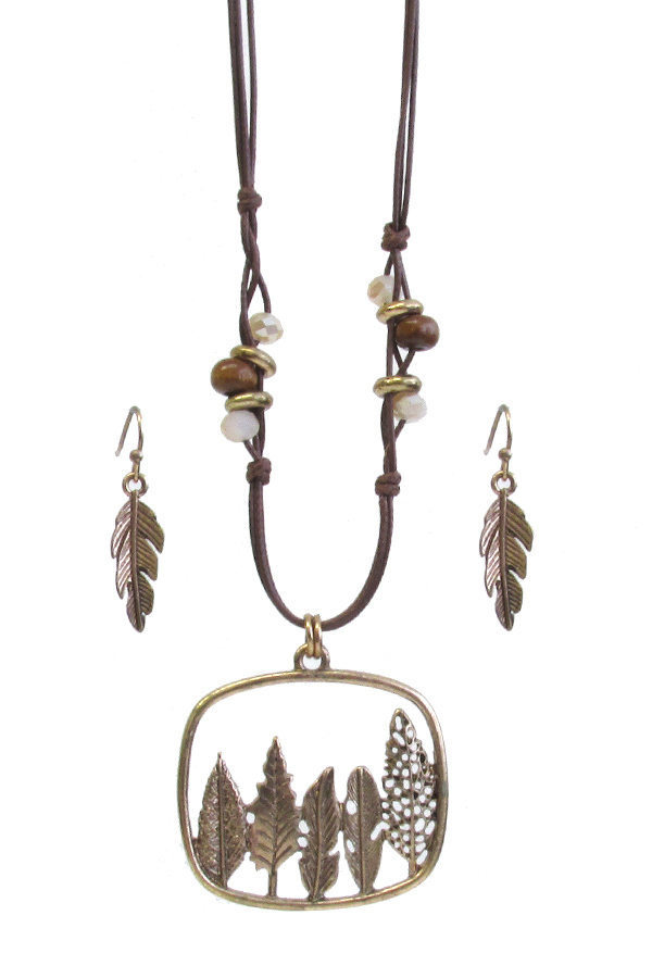 Multi feather and leaf mix pendant cord necklace set