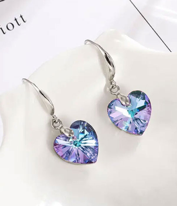 Facet stone heart earring