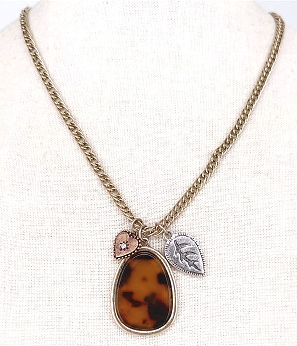 Tortoiseshell stone pendant necklace