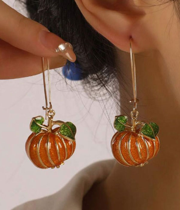 Thanksgiving theme epoxy earring - pumpkin