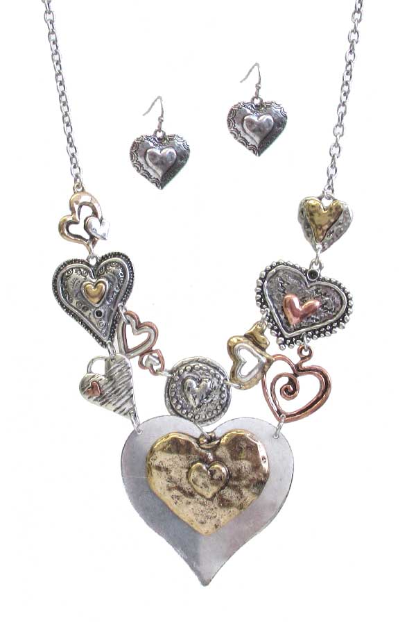 Multi heart link necklace set