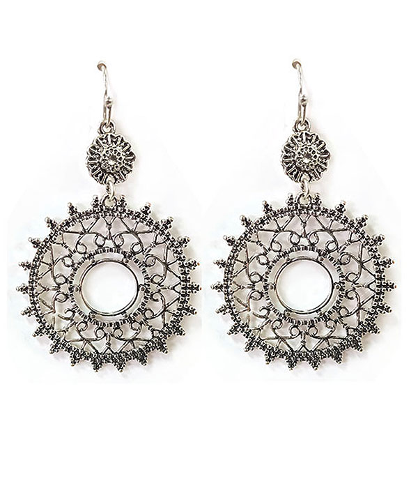 Bohemian metal filigree earring