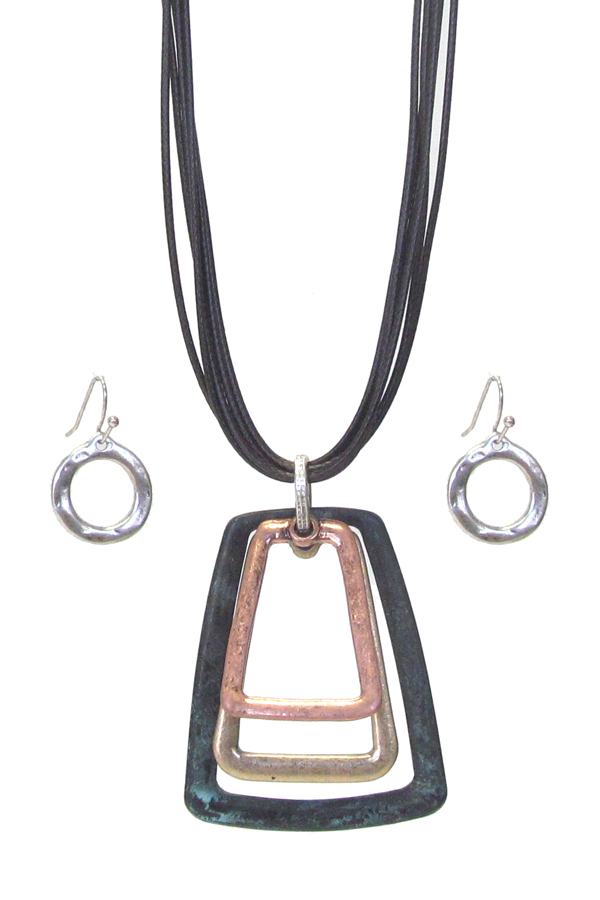 Triple pendant and multi cord necklace set