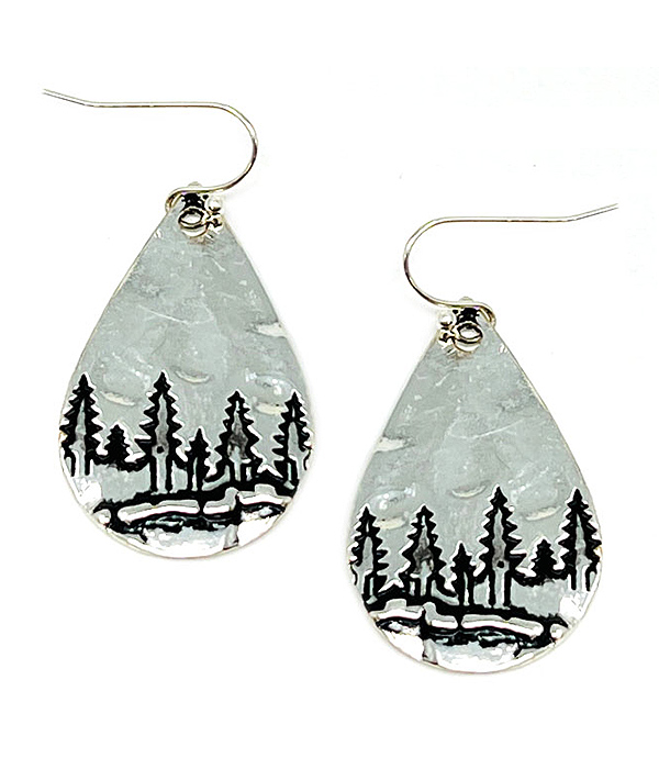 TREE LANDSCARP TEARDROP EARRING