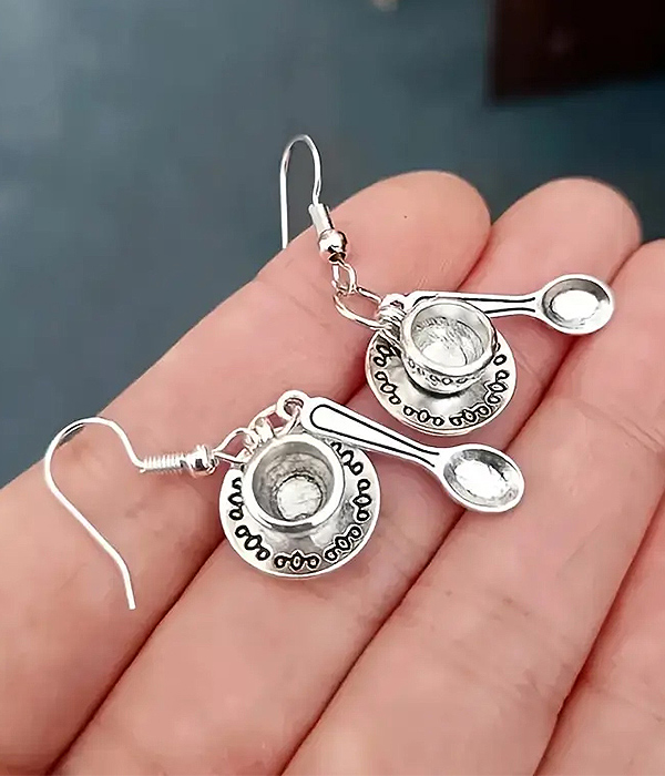 Vintage 3d tea cup and spoon dangle earring