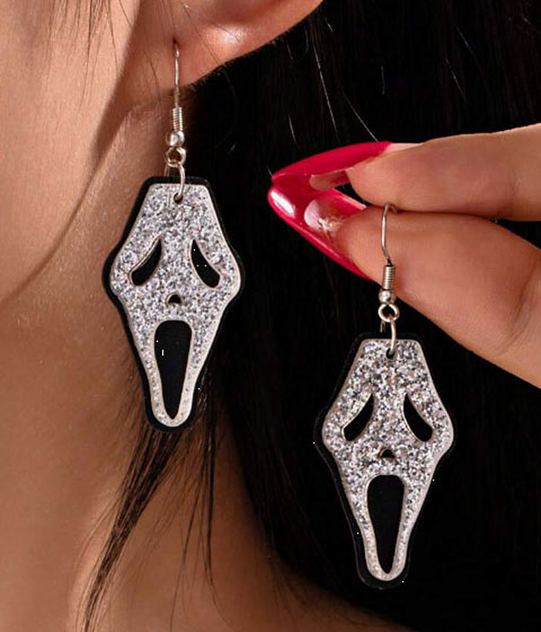 Halloween theme ghost mask earring
