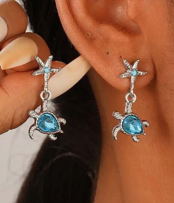 Sealife theme starfish and turtle drop earring